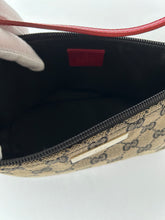 Load image into Gallery viewer, Gucci Boat Pochette Red

